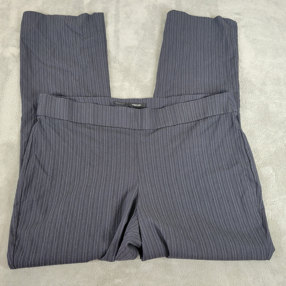 Simply Vera Wang Pants XXL Gray White Pinstripe  Elastic Waist Bootcut STR93XE