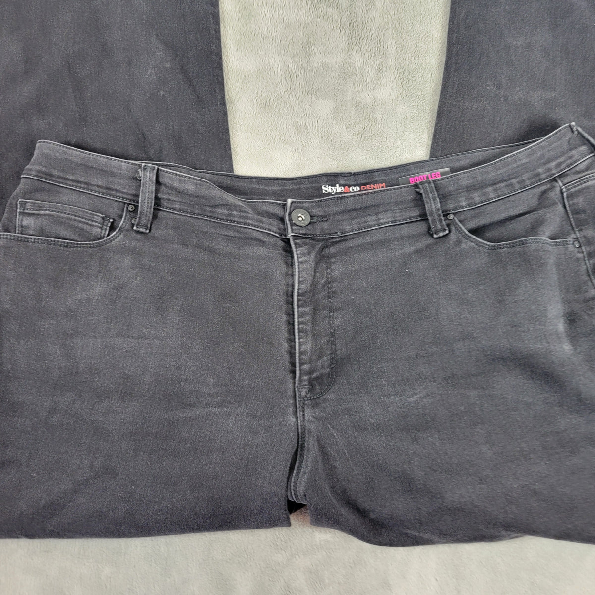 Style Co Jeans 20W Plus Size Black Denim Bootcut 42 Waist 5 Pocket BOO7E