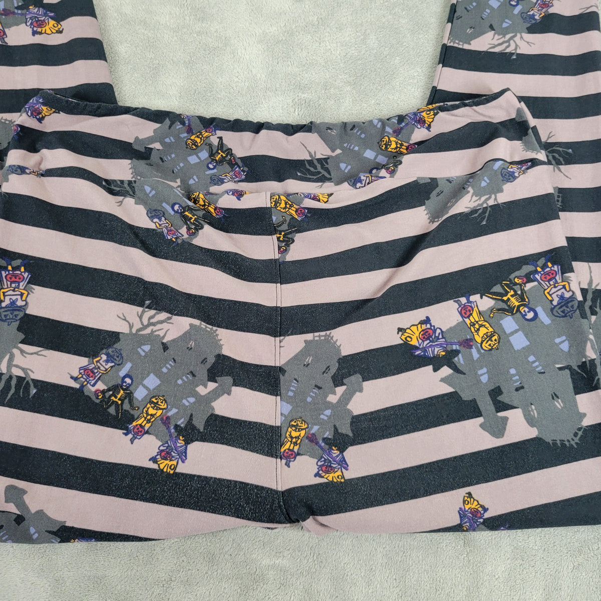 LuLaRoe Halloween Leggings TC2 Haunted House Trick or Treat Striped NOV88E