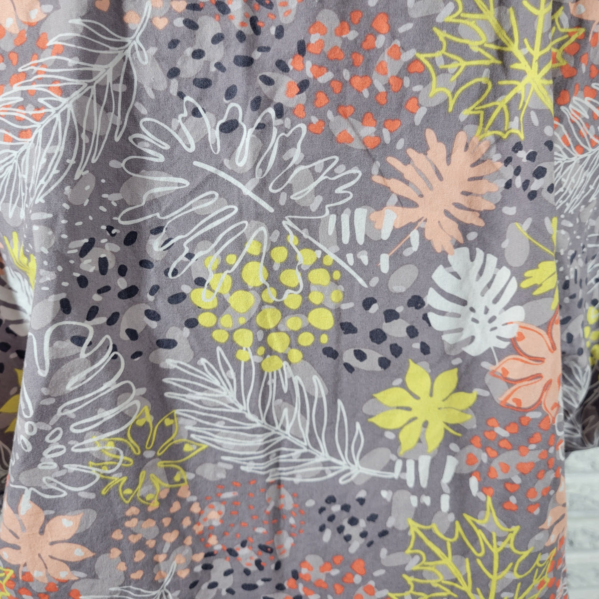 Zoe Chloe Scrub Top XL Unisex Floral Multicolor Cotton Medical Uniform FLO295XE