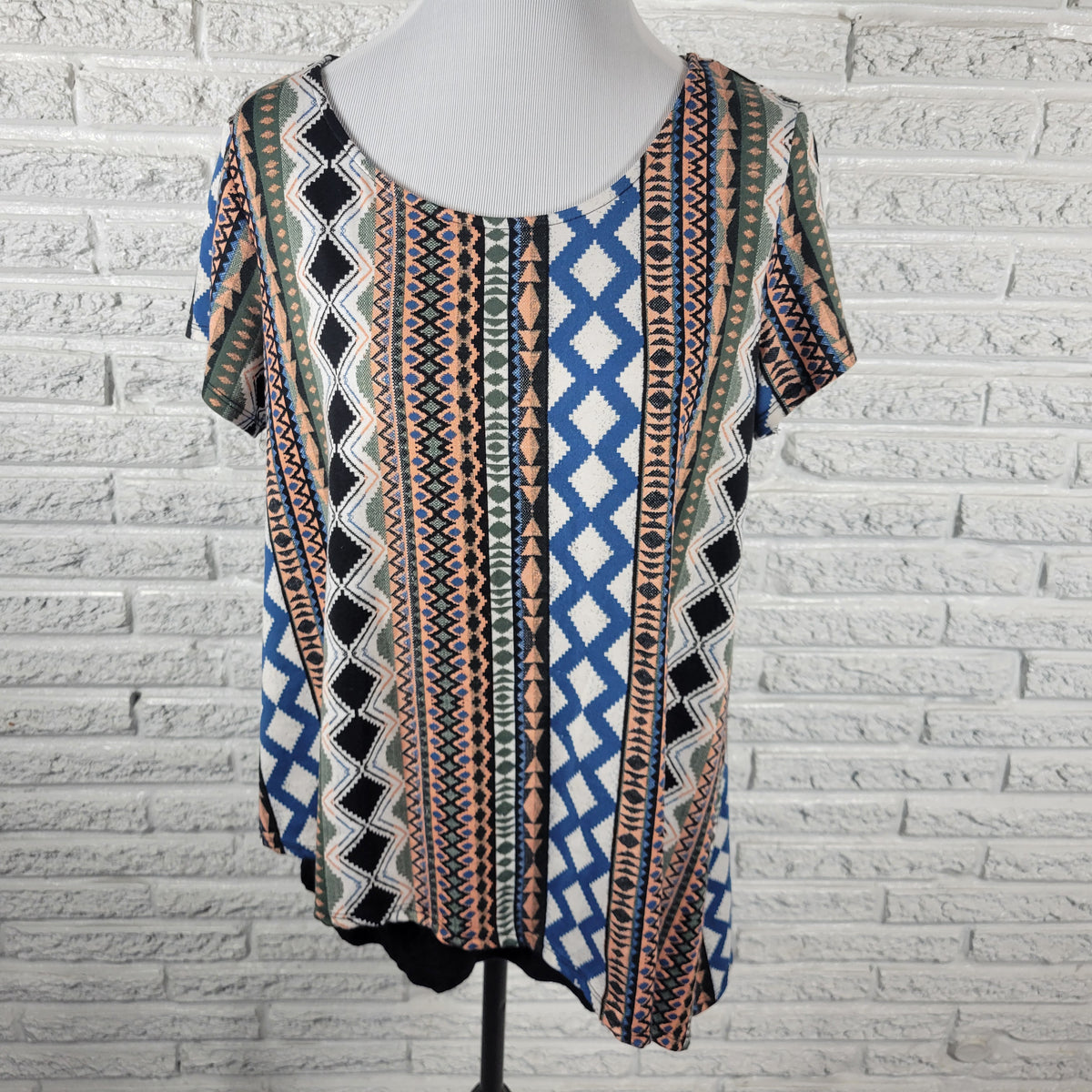 AB Studio XL Top Blouse Short Sleeve Tribal Geometric Multicolor Asymmetrical GEO57XE