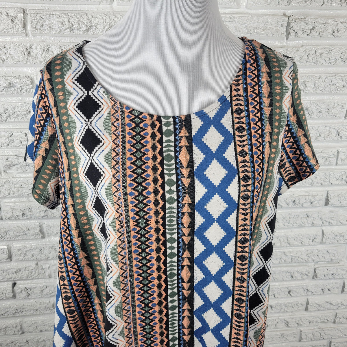 AB Studio XL Top Blouse Short Sleeve Tribal Geometric Multicolor Asymmetrical GEO57XE
