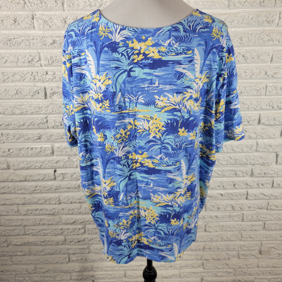 Coral Bay Tee 2X Plus Size Blue Yellow Tropical Floral Cotton V Neck FLO292E