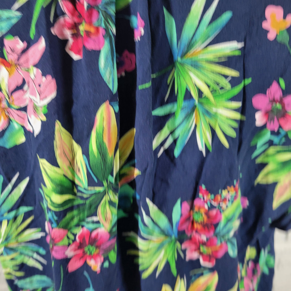 Jones New York 1X Plus Floral Blouse V-Neck Flutter Sleeve Rayon Top FLO104E