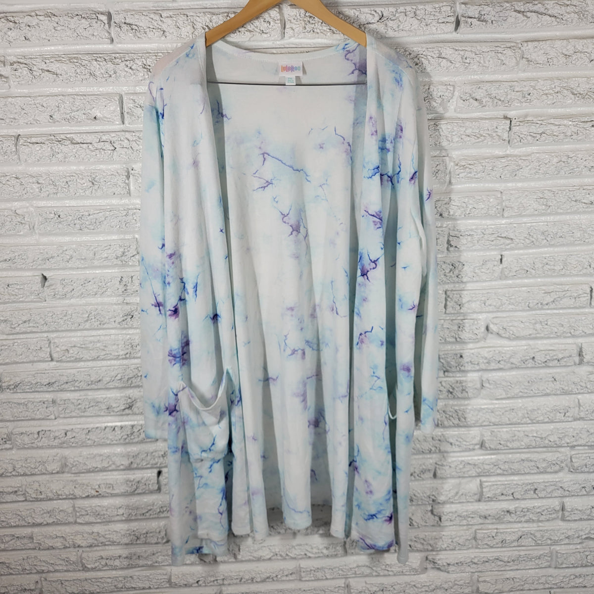 LuLaRoe Cardigan 2XL Plus Size Purple Blue Watercolor Open Front WAT107XE