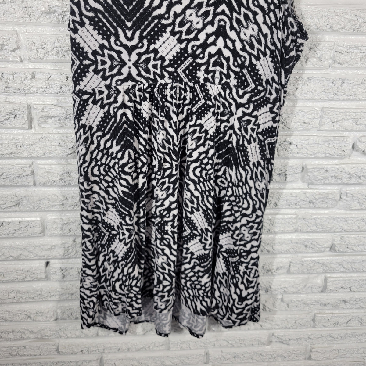 ANA Tank Dress 1X Plus Size Black White Geometric Sleeveless Pockets GEO186XE