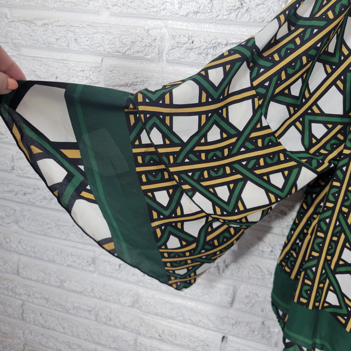 Ashley Stewart Blouse 22 24 Plus Green Tan Geometric Bell 3/4 Sleeve GEO110E