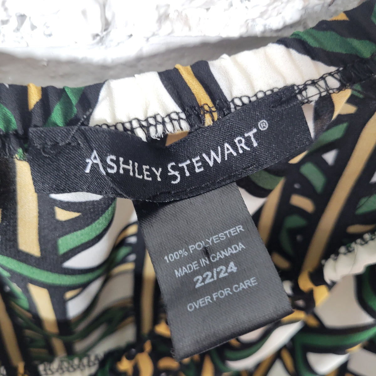 Ashley Stewart Blouse 22 24 Plus Green Tan Geometric Bell 3/4 Sleeve GEO110E