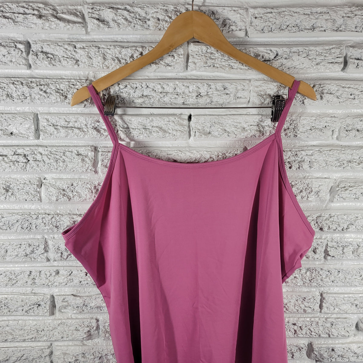 Studio 1940 Camisole Pink Top Plus Size Adjustable Spaghetti Strap Stretch PIN41E
