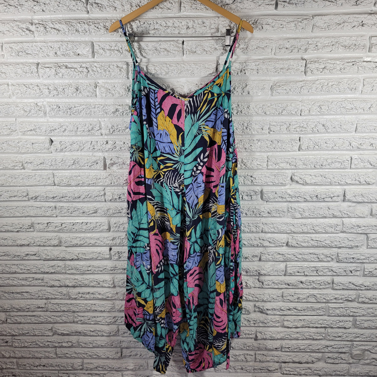 Forever 21 2X Jumpsuit Floral Wide Leg Pockets Belted Adjustable Strap FLO298E