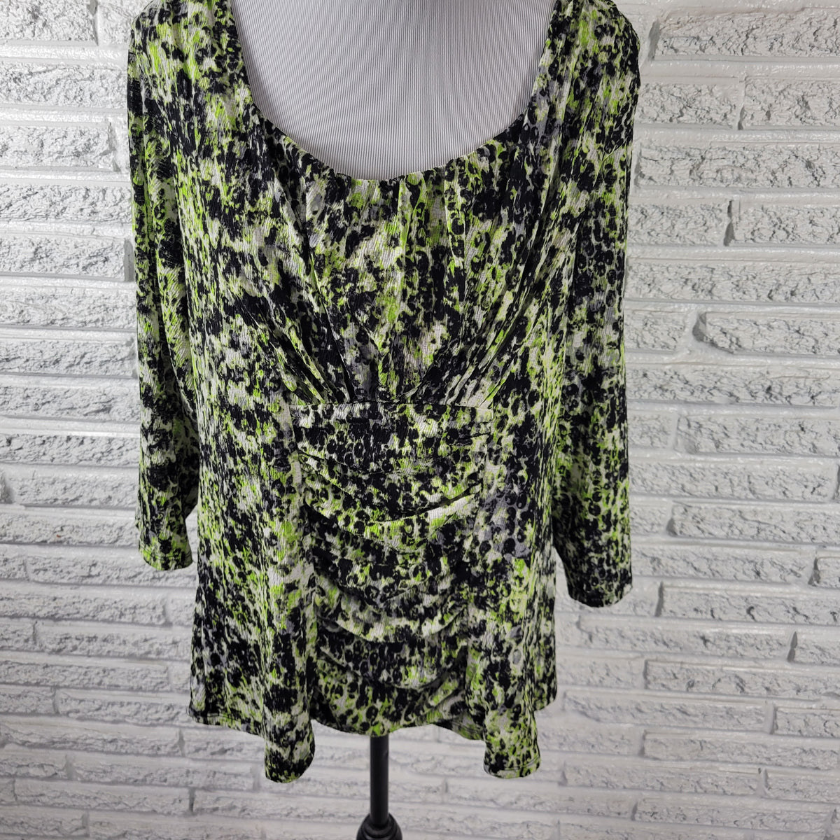 Alfani 2X Blouse Green Black Watercolor Pleated Ruched 3/4 Sleeve Top WAT59E