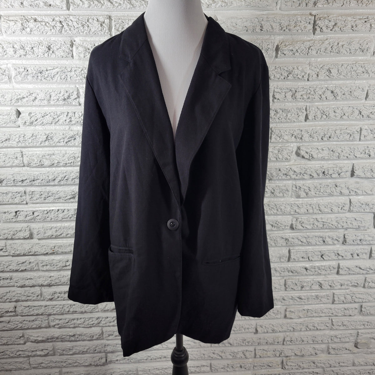 Sag Harbor Womens 18 Black Solid 1 Button Blazer Jacket Lined Suit Coat SWE117E