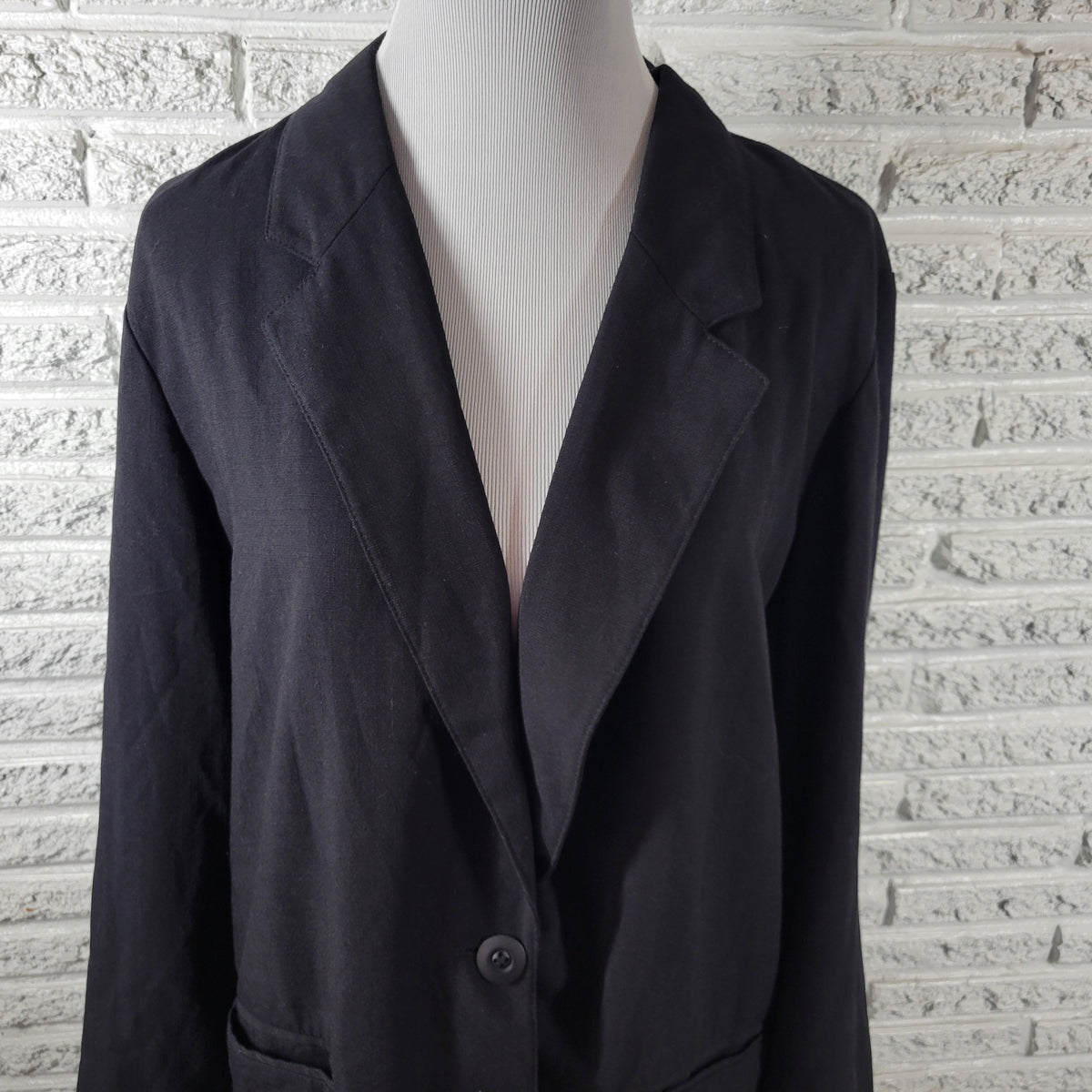 Sag Harbor Womens 18 Black Solid 1 Button Blazer Jacket Lined Suit Coat SWE117E