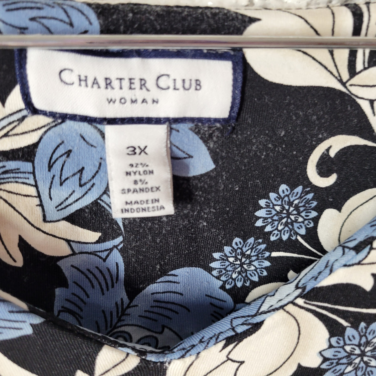 Charter Club Women Top 3X Plus Black Blue Floral V-Neck 3/4 Sleeve Stretch FLO215E