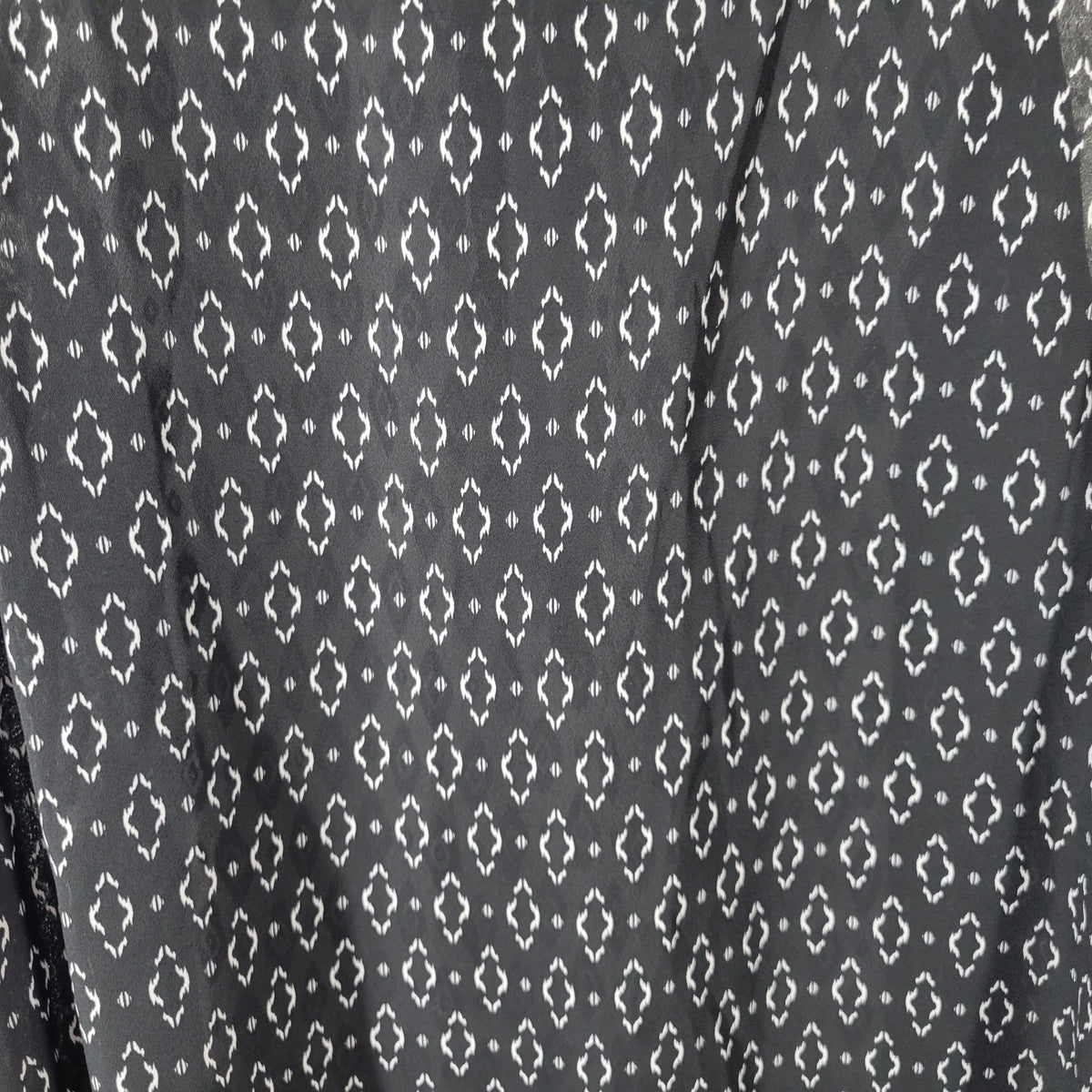 Zac & Rachel XL Black Sleeveless Blouse Round Neck Keyhole Pullover Geometric GEO206E