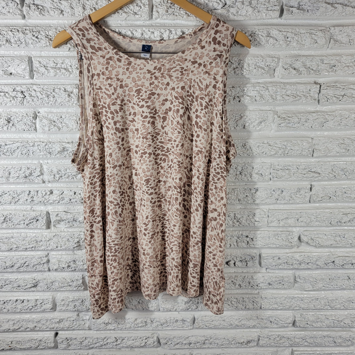 Old Navy Tank Top XL Animal Print Brown Tan Sleeveless Crew Neck Pullover ANI69E