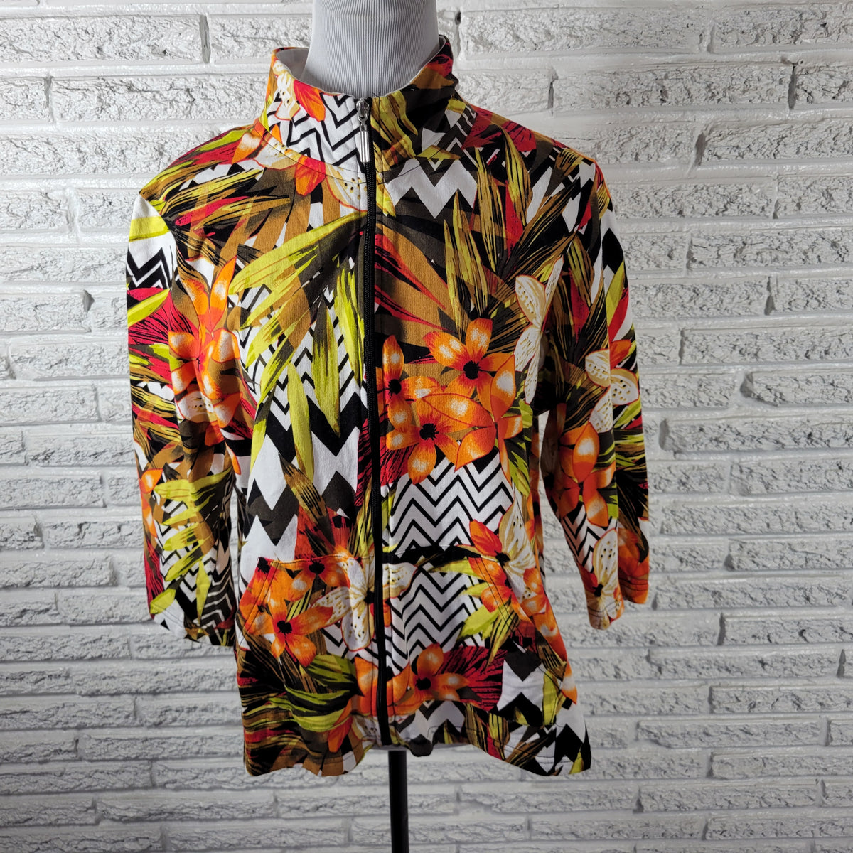 Onque Casuals Women XL Jacket Floral Full Zip 3/4 Sleeve Cotton Pockets FLO302E