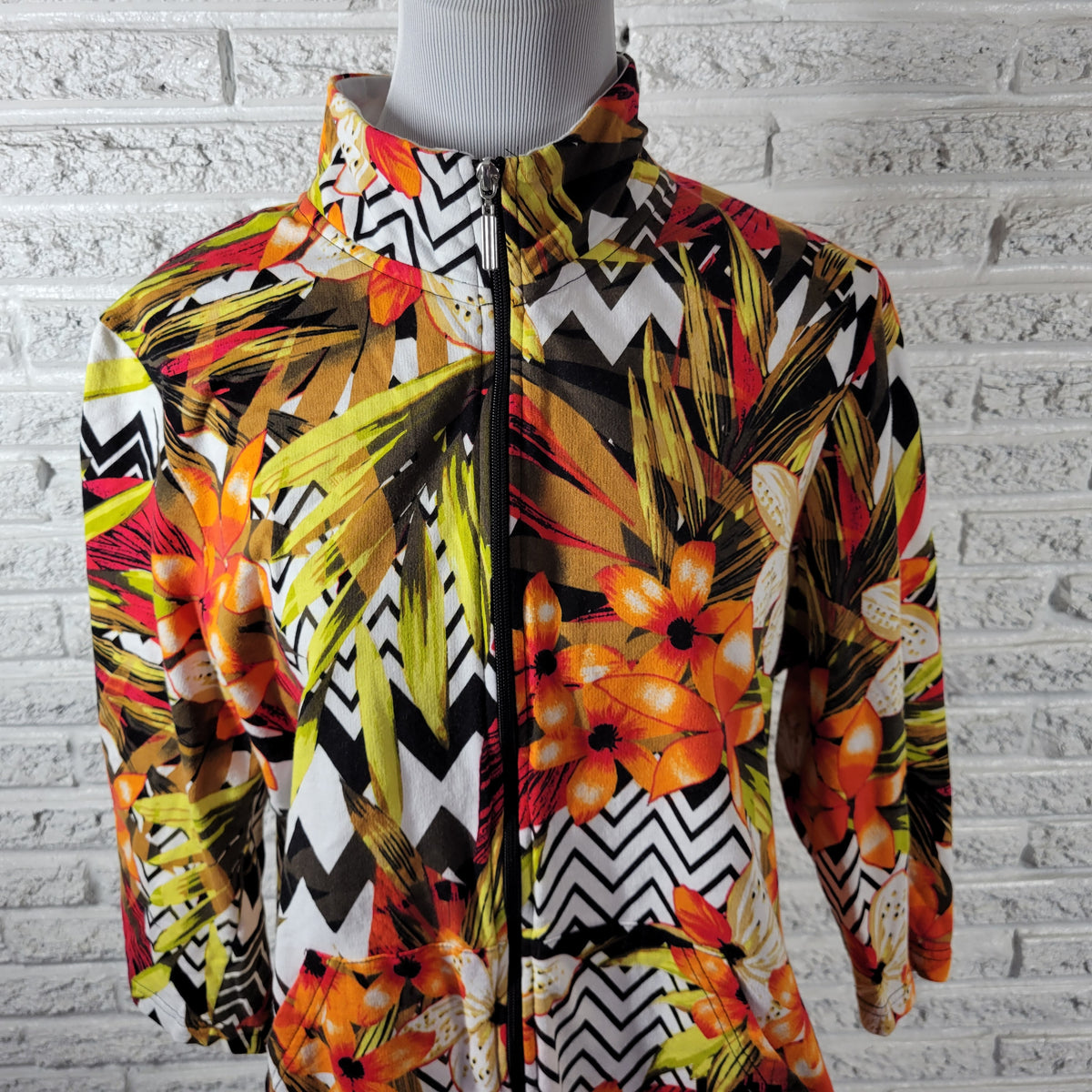 Onque Casuals Women XL Jacket Floral Full Zip 3/4 Sleeve Cotton Pockets FLO302E