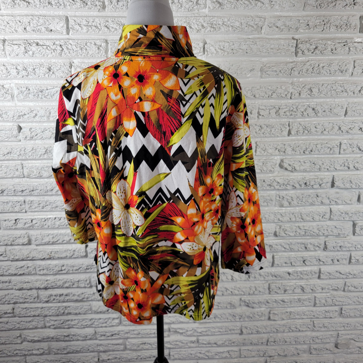 Onque Casuals Women XL Jacket Floral Full Zip 3/4 Sleeve Cotton Pockets FLO302E
