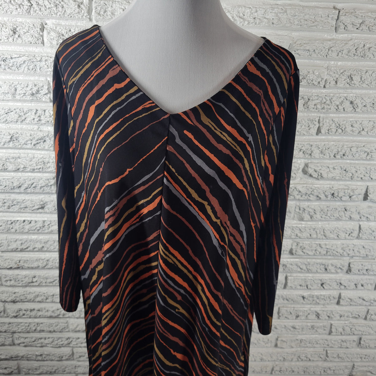 Bob Mackie Wearable Art Womens 1X Striped V-Neck 3/4 Sleeve Blouse Top Casual STR126E