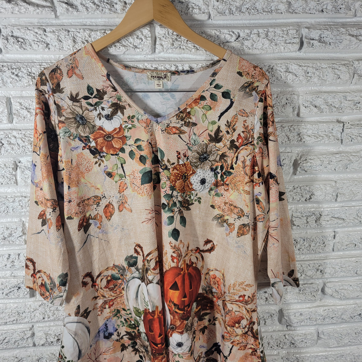OneWorld Women 1X Fall Halloween Pumpkin Floral VNeck Top Embellished 3/4 Sleeve NOV64XE