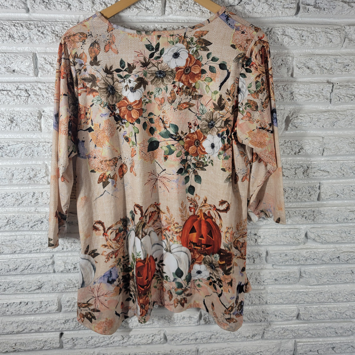 OneWorld Women 1X Fall Halloween Pumpkin Floral VNeck Top Embellished 3/4 Sleeve NOV64XE