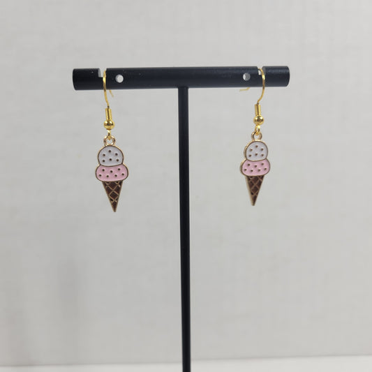 Cute Pink White Ice Cream Cone Dangle Drop Earrings Gold Tone Enamel Sweet Food E35E