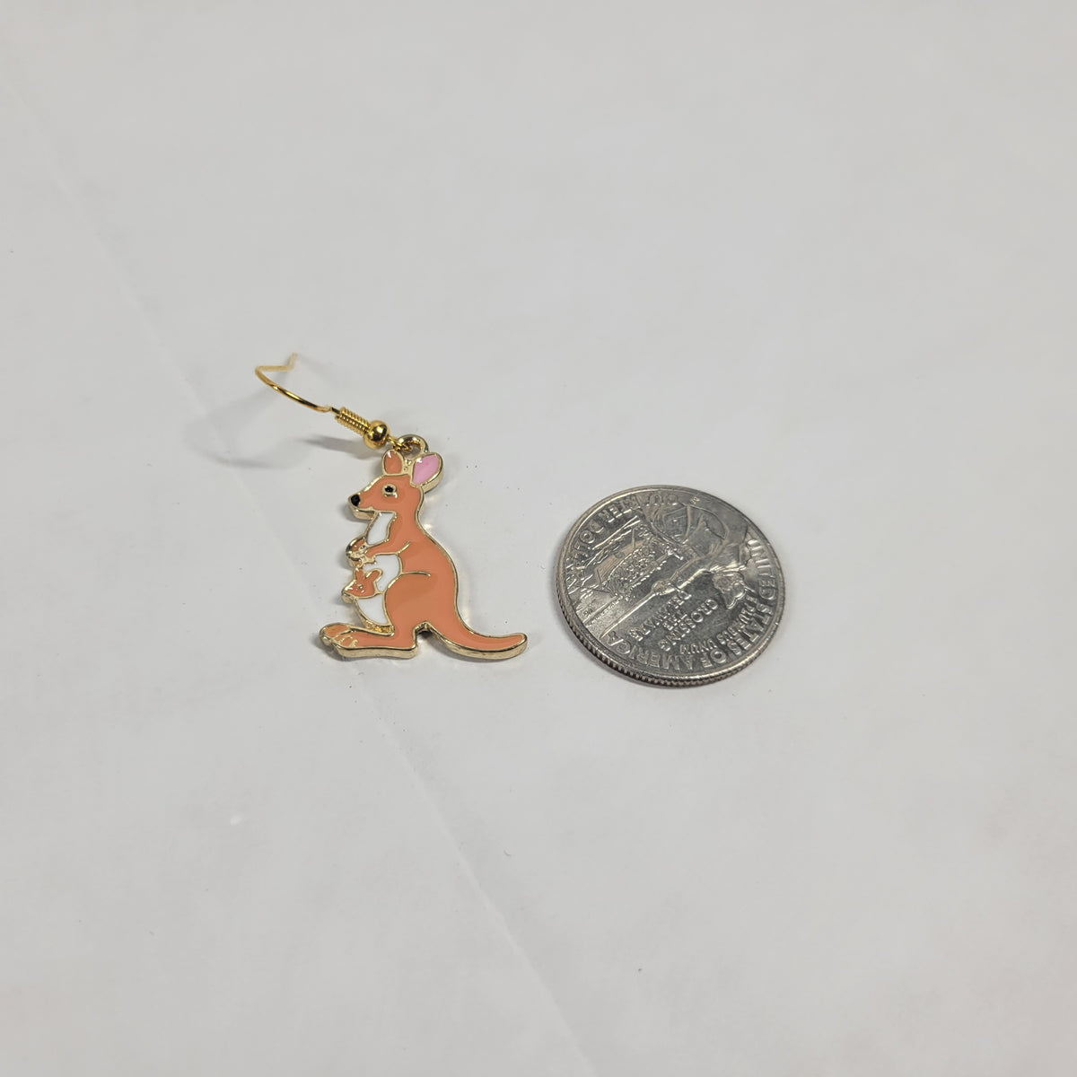 Cute Kangaroo Joey Pouch Dangle Drop Earrings Gold Tone Enamel Australian Animal E69E
