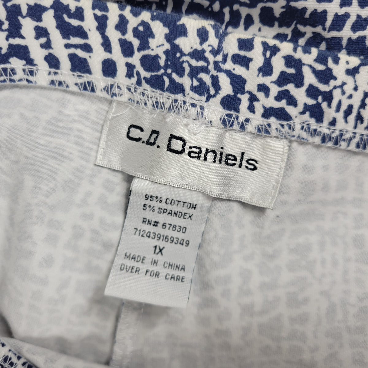 CD Daniels Leggings 1X Women Plus Watercolor Blue White Cotton Spandex Stretchy WAT43XE