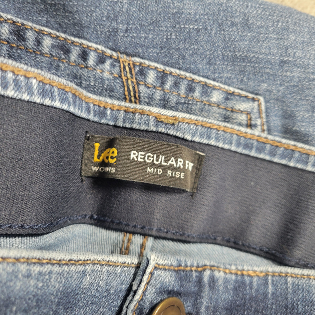 Lee Jeans Womens 18W Capri Dark Wash Mid Rise Denim Elastic Waist Stretch CAP1E