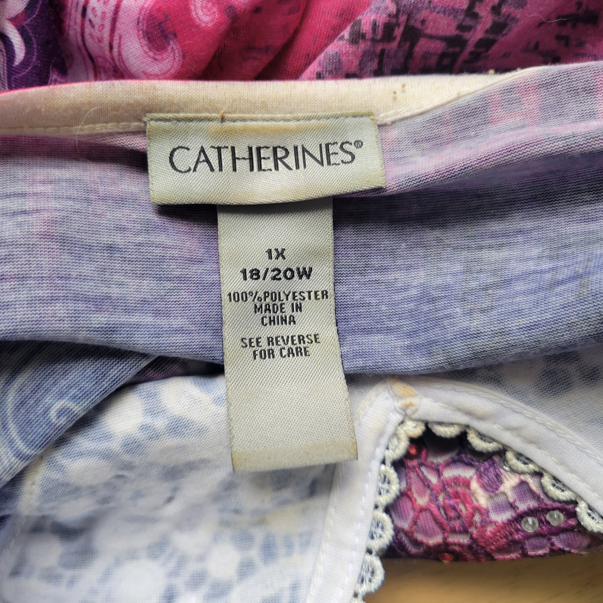 Catherines 1X Paisley Tunic Blouse Rhinestone V-Neck 3/4 Sleeve Plus Casual Top PAI44E