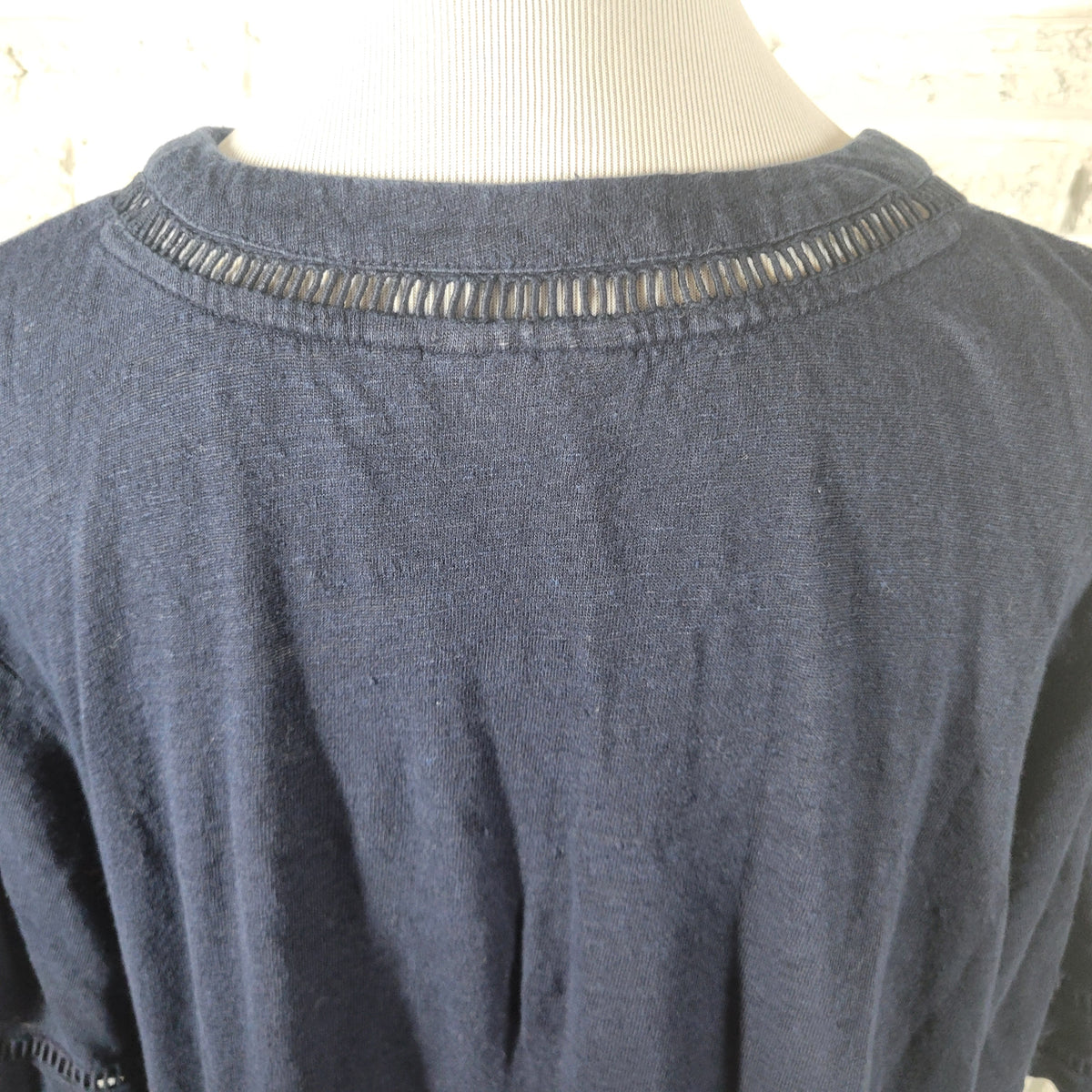 Chico's XL Blue Linen Knit Crochet Sleeve Tee Shirt V-Neck Pullover Casual Top BLU43E