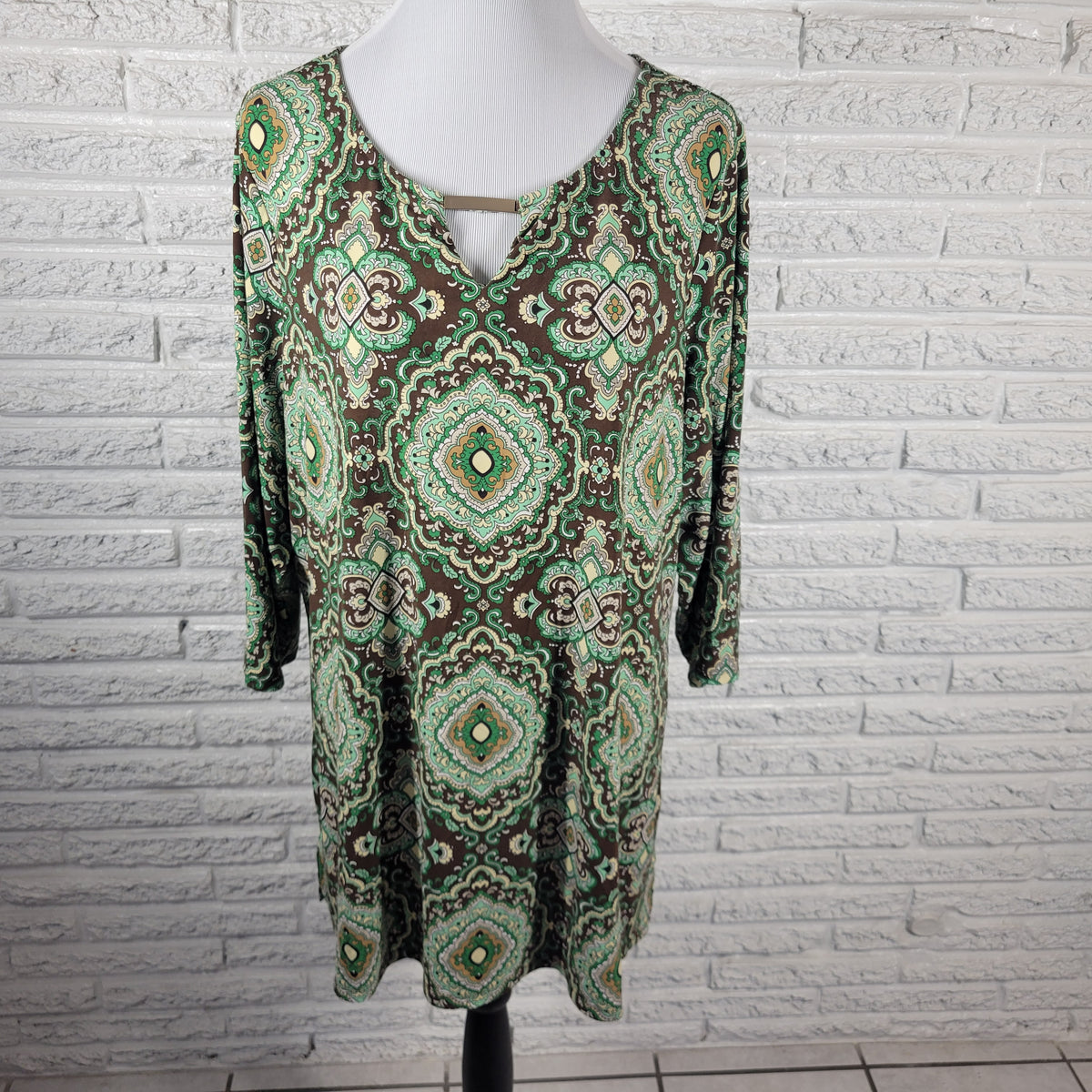 Charter Club Womens Tunic 2X Green Brown Geometric Blouse Keyhole 3/4 Sleeve Top GEO163E