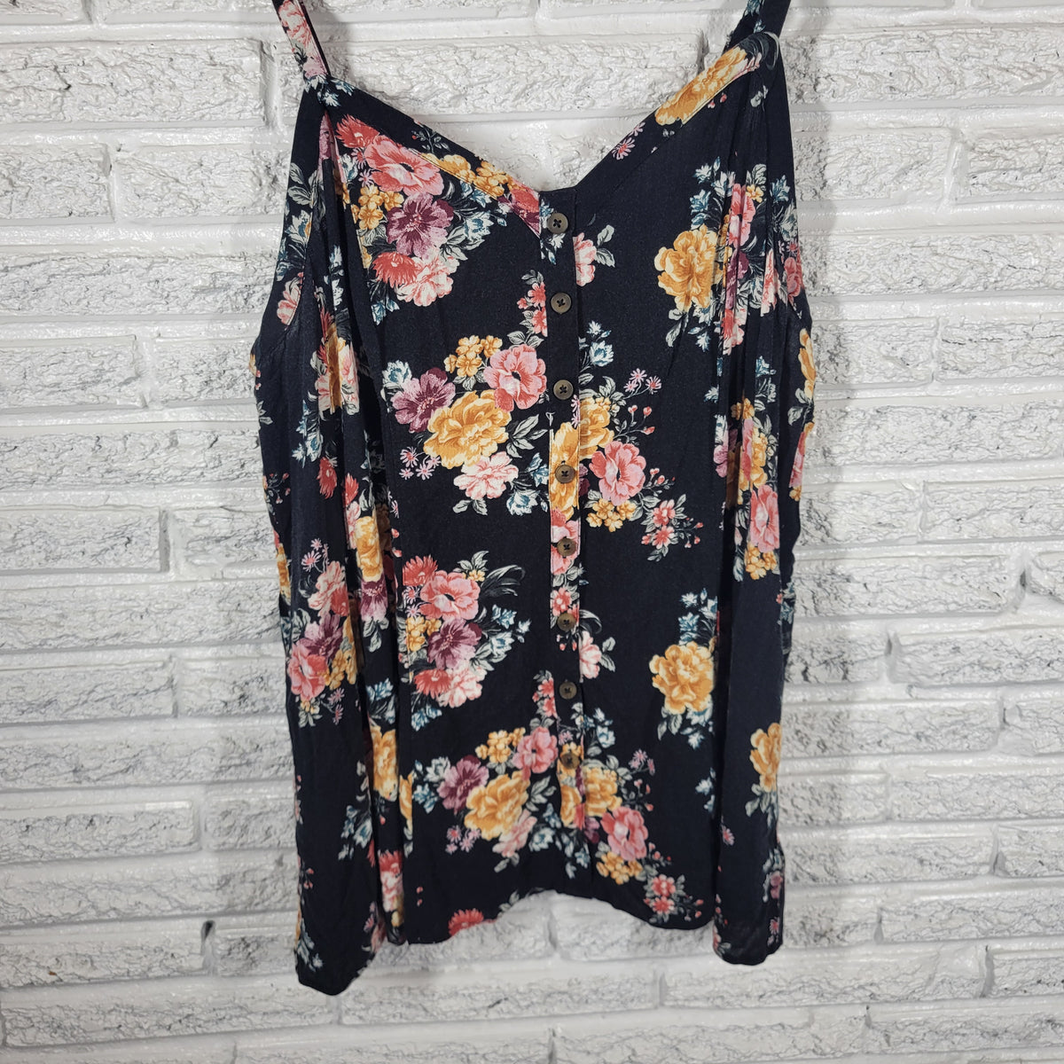 Torrid 3X Plus Size Floral Swing Top V-Neck Button Up Strappy Sleeveless Cami FLO272E