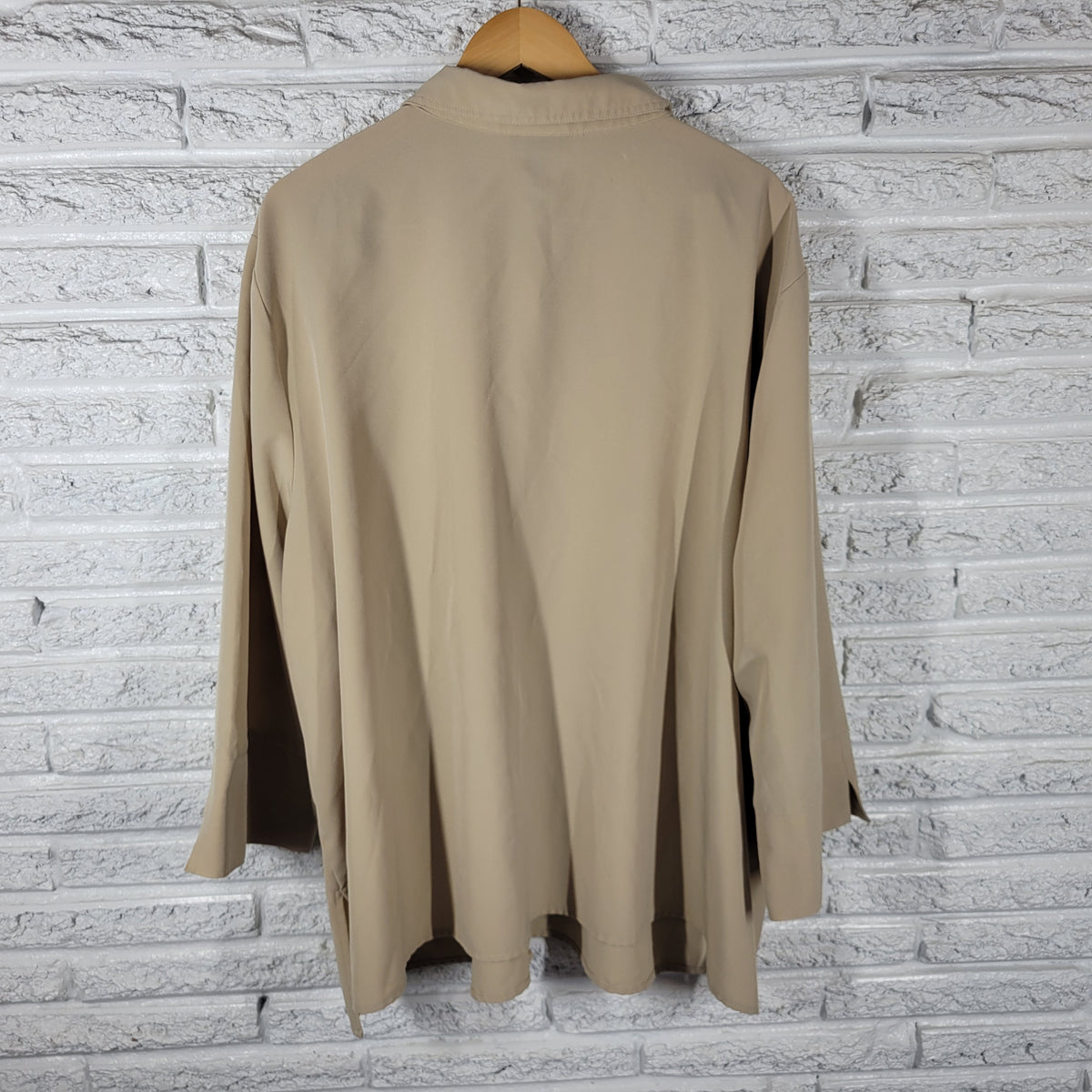 Maggie Barnes 4X Plus Size Top Beige Studded 3/4 Sleeve Snap Up Shirt Pockets C11E