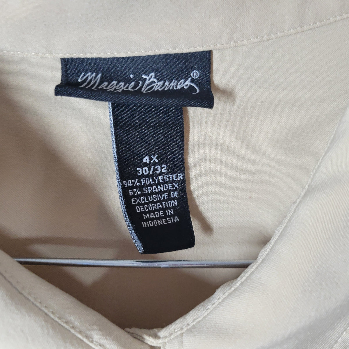Maggie Barnes 4X Plus Size Top Beige Studded 3/4 Sleeve Snap Up Shirt Pockets C11E