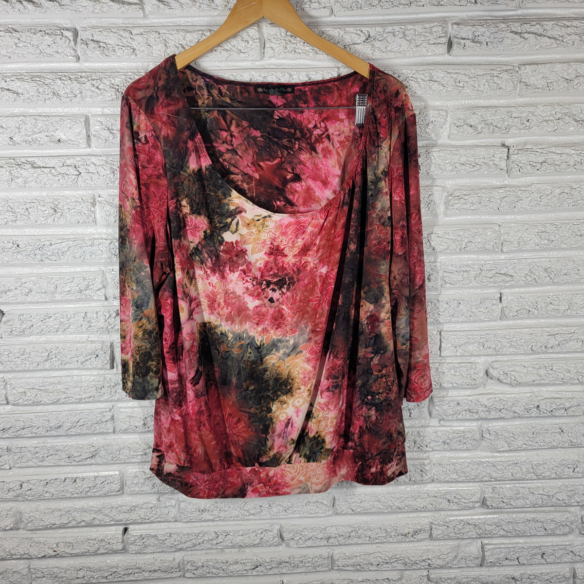 Suzie in the City Women Top 3X Plus Multicolor Floral 3/4 Sleeve Pullover FLO311E