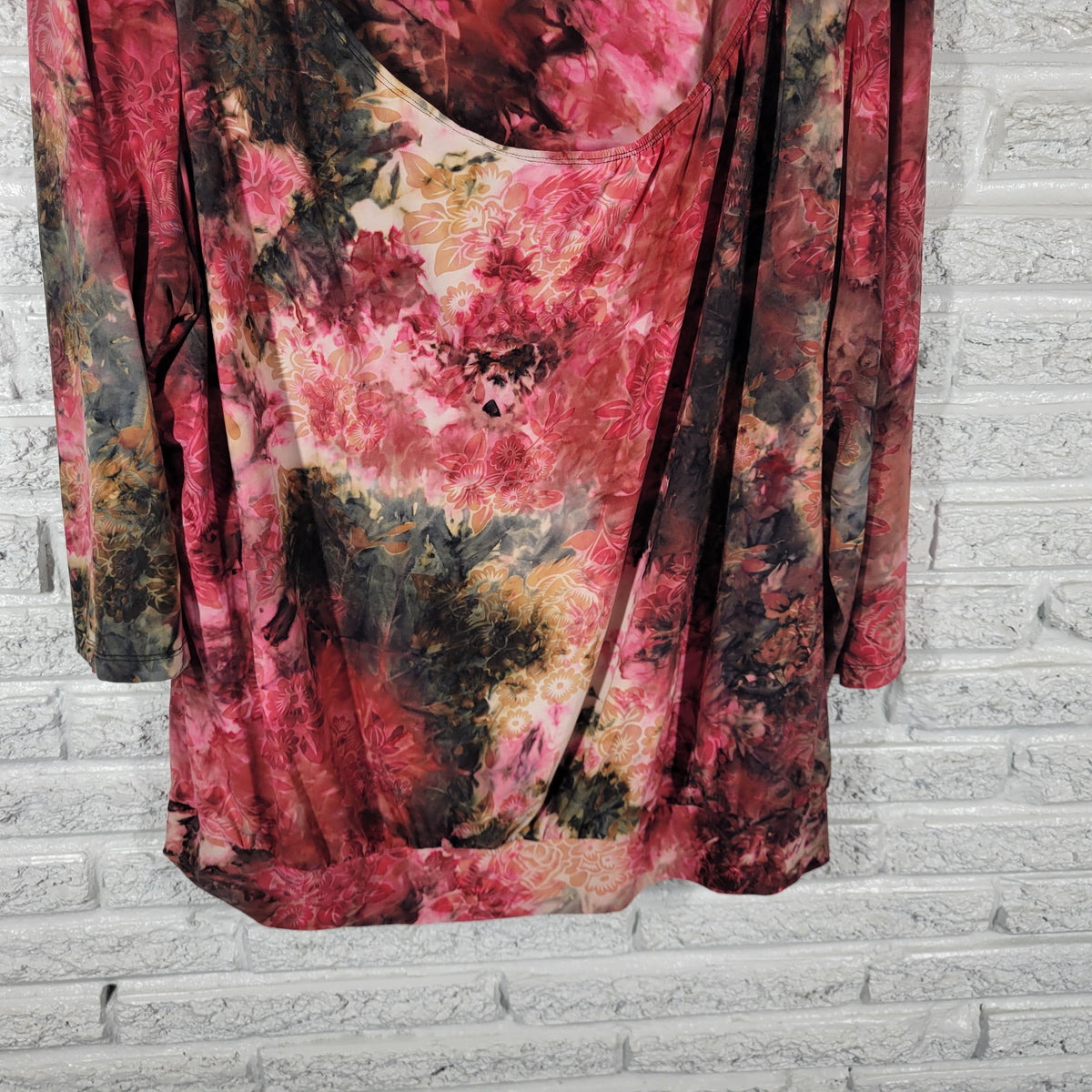Suzie in the City Women Top 3X Plus Multicolor Floral 3/4 Sleeve Pullover FLO311E