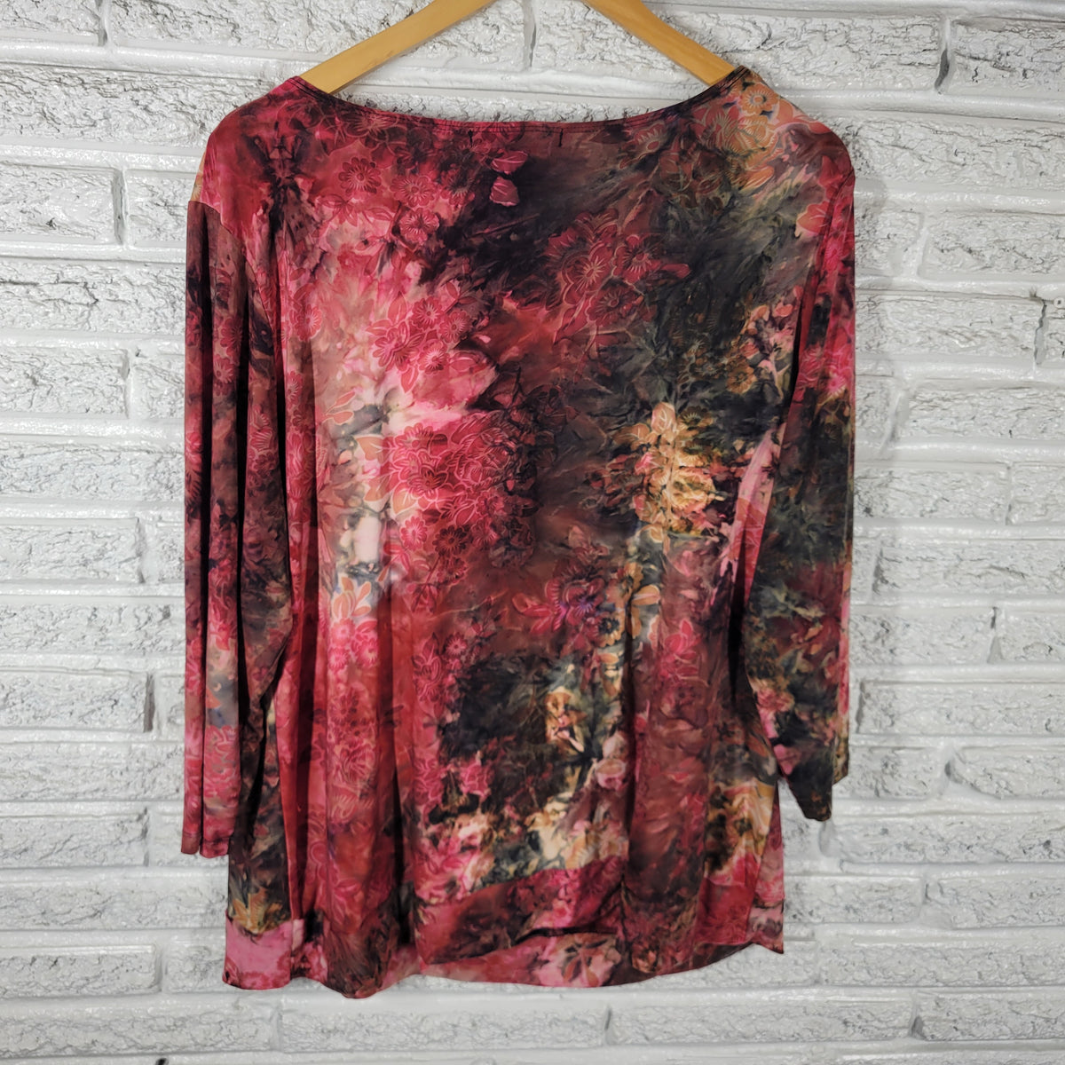 Suzie in the City Women Top 3X Plus Multicolor Floral 3/4 Sleeve Pullover FLO311E