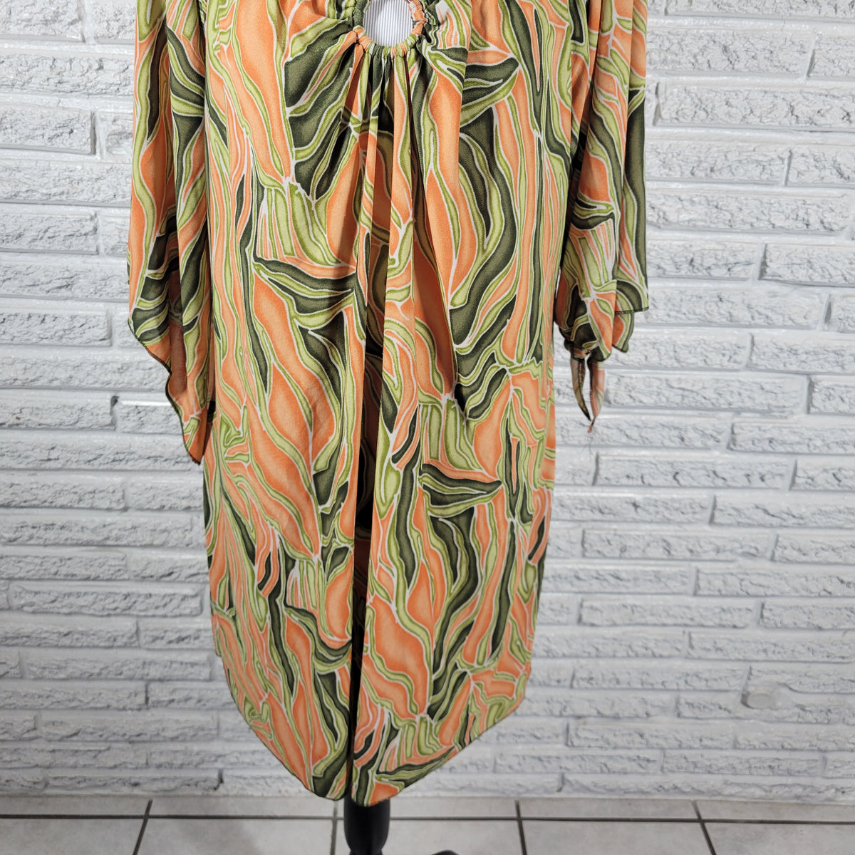 Zoey Beth 2X Tunic Plus Size Top Orange Green Watercolor 3/4 Sleeve V-Neck WAT113E