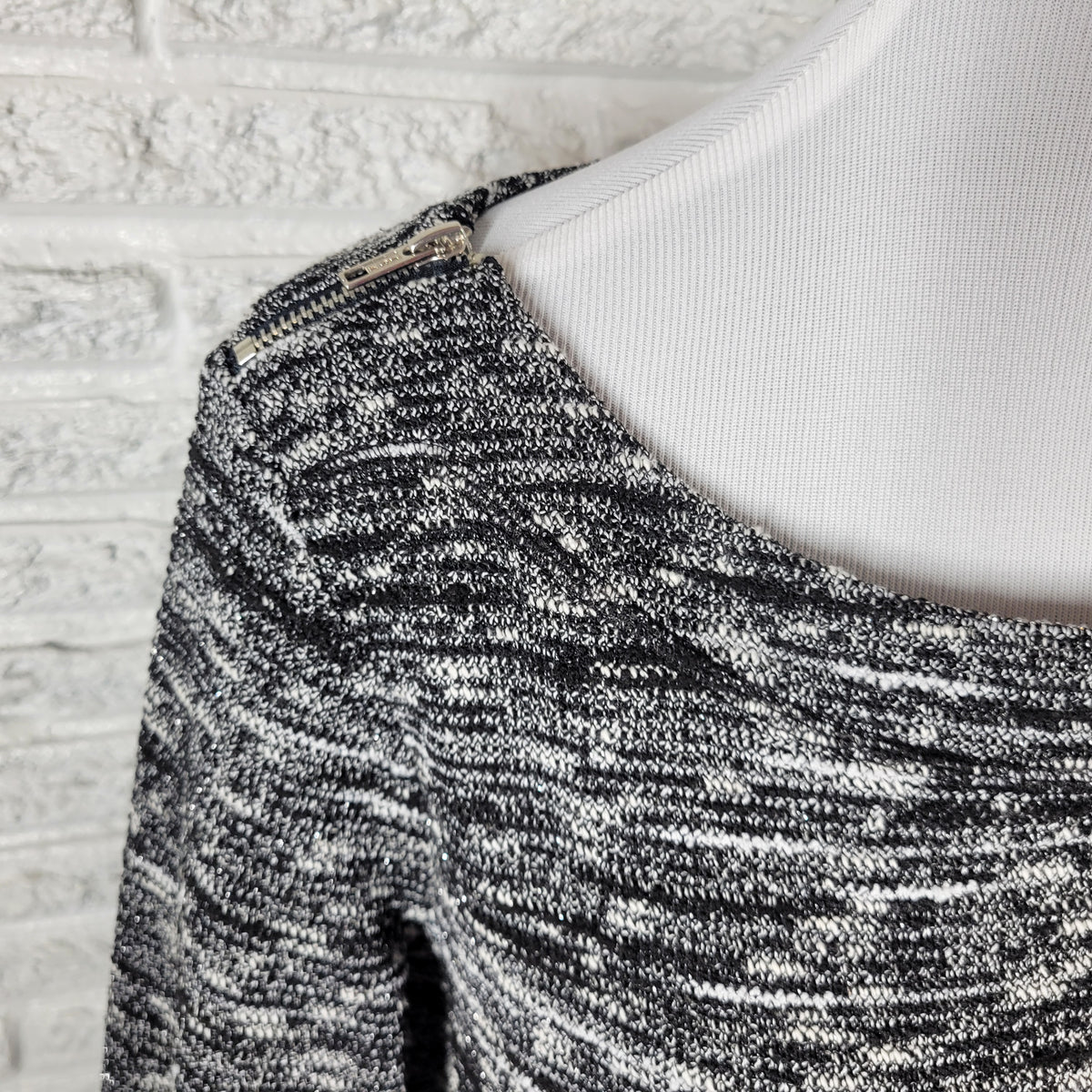 Liz Claiborne Weekend Sweater Women XL Black Metallic Sparkle Zip Shoulder BLA115E