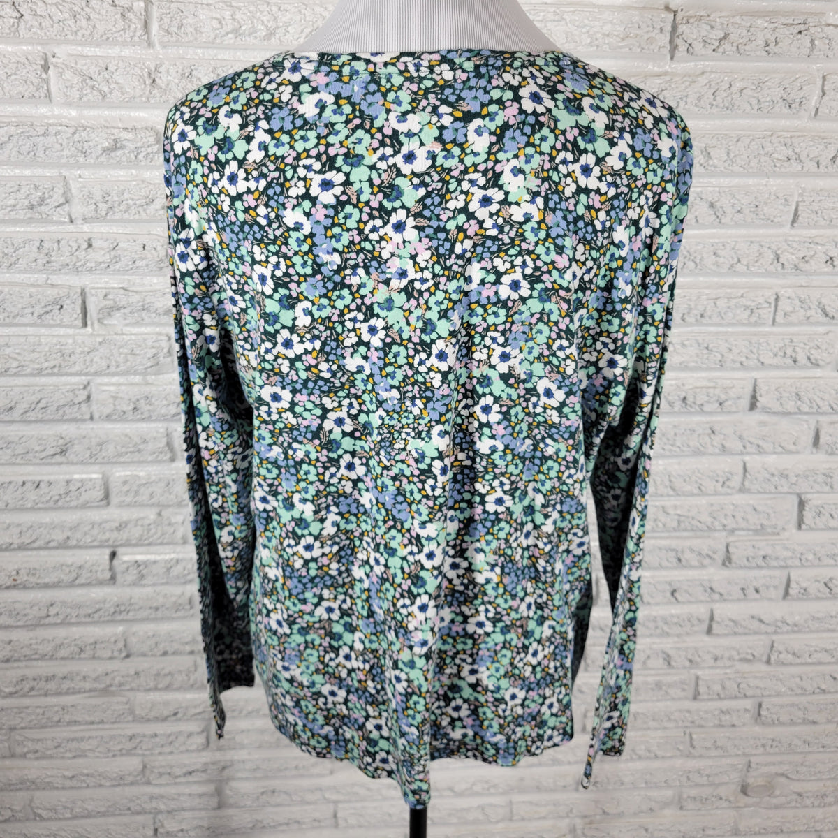 Croft & Barrow Tee Womens XL Floral Multi Color 100% Cotton Long Sleeve T-Shirt FLO318E