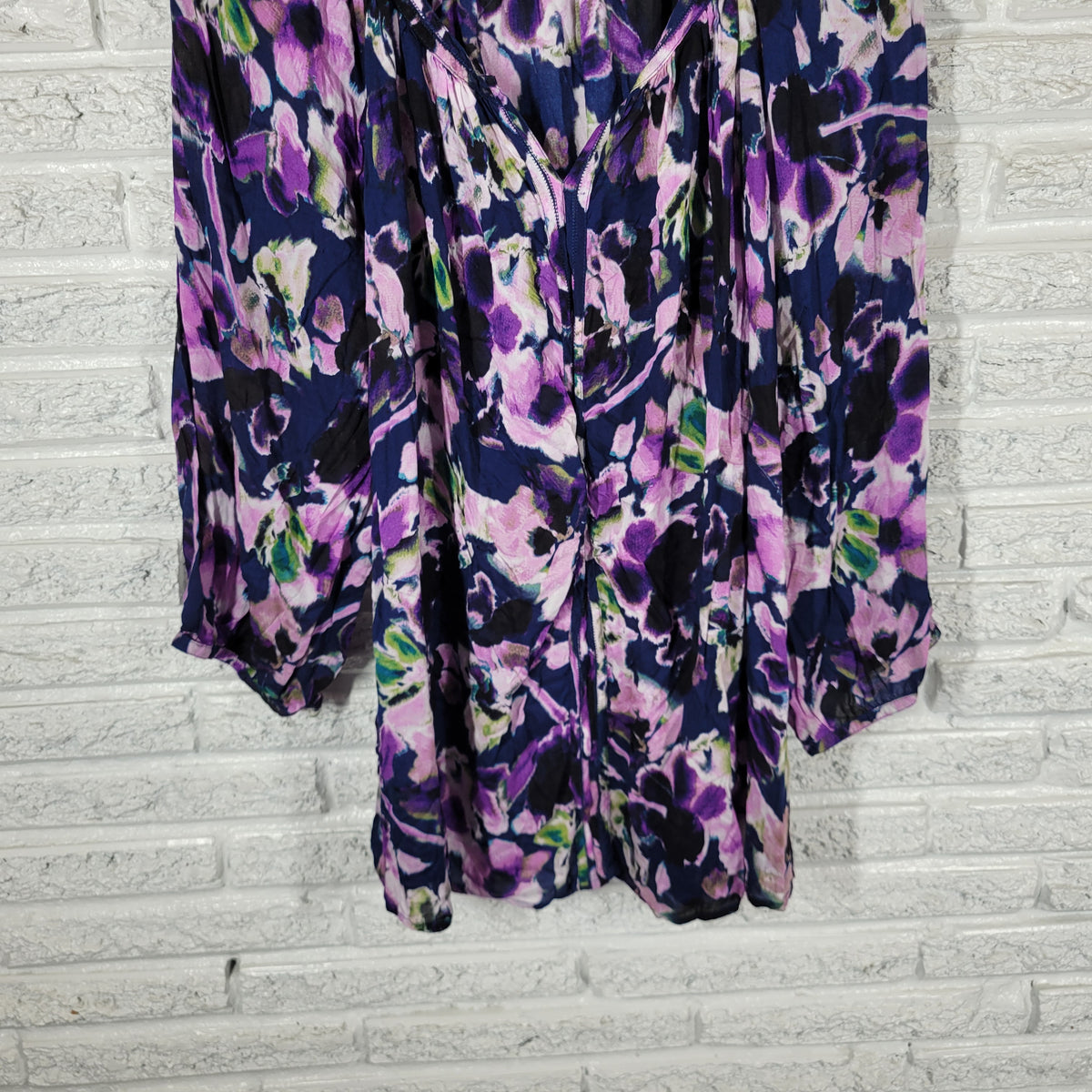 St. Johns Bay Tunic Womens 3X Blue Purple Floral Sheer V-Neck 3/4 Sleeve Top FLO82E