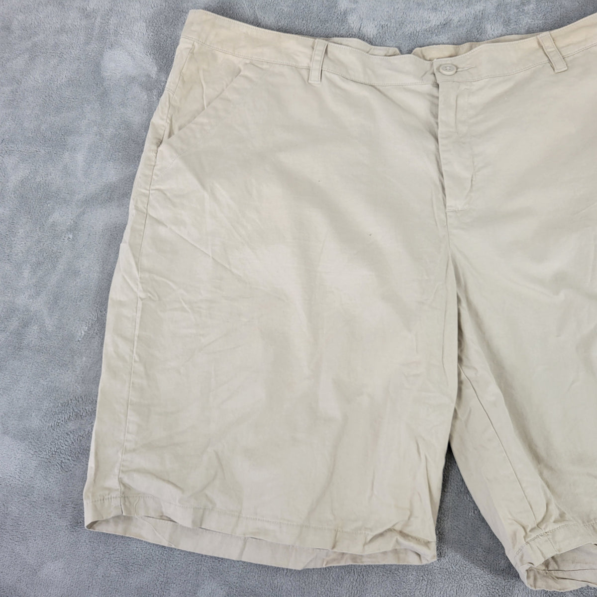Columbia Shorts Womens 24W Beige Khaki Cotton Hiking Inseam 10.5 CASUAL C25E