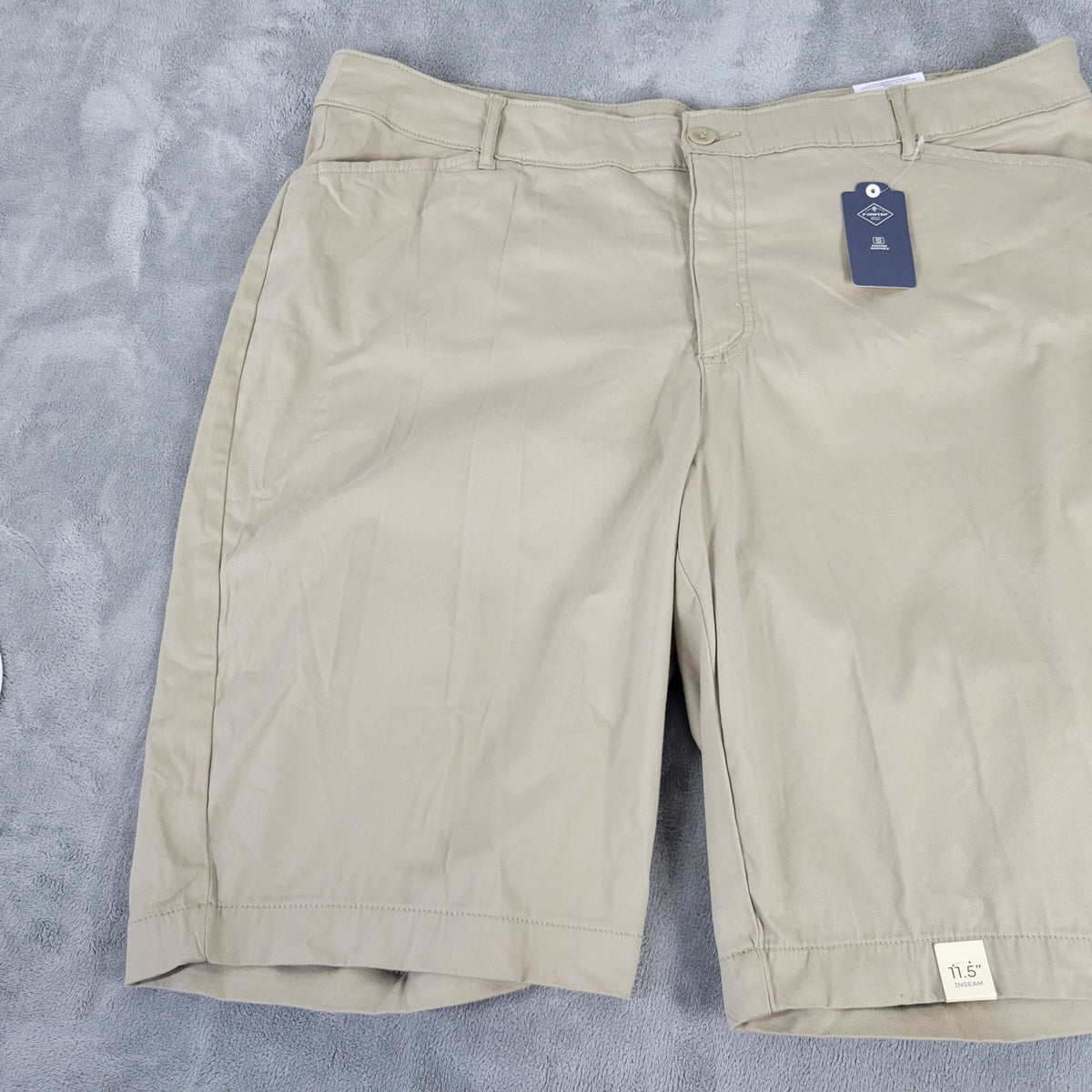 St. John's Bay Women Bermuda Shorts 22W Plus Beige Mid Rise Elastic Waist Pocket C21E