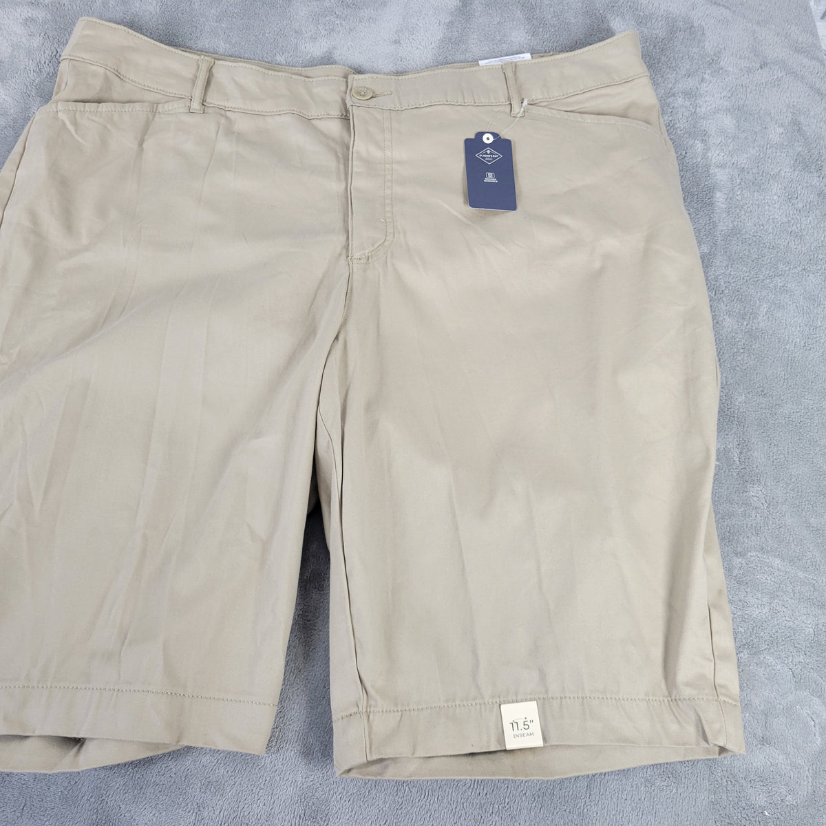 St. John's Bay Women Bermuda Shorts 22W Plus Beige Mid Rise Elastic Waist Pocket C21E