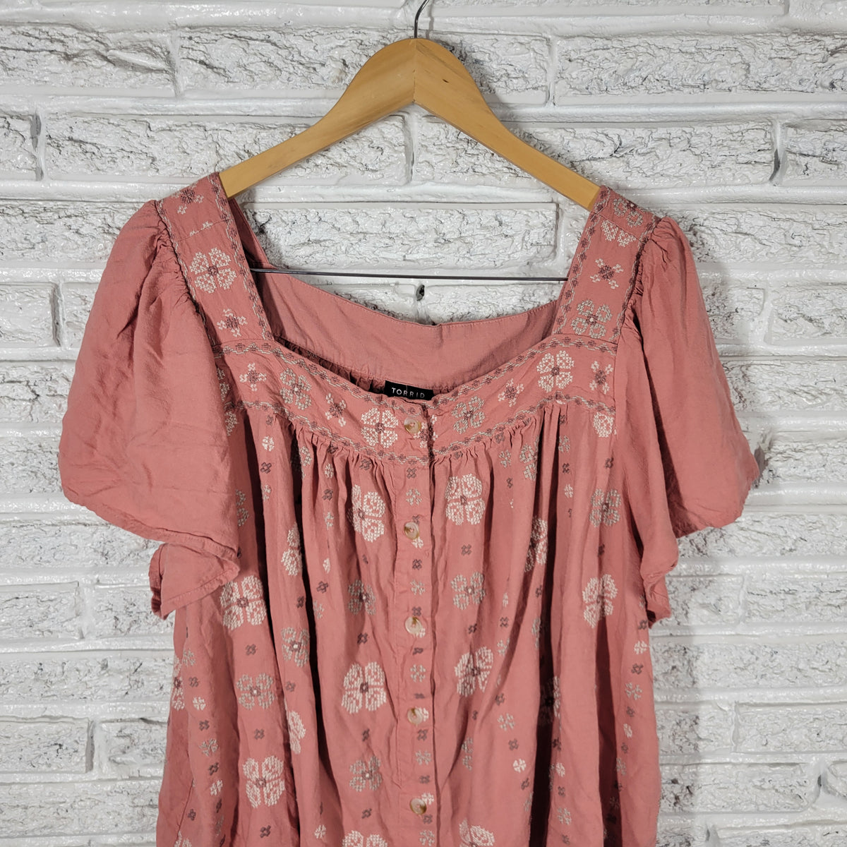 Torrid Women 3X Plus Top Pink Embroidered Peasant Shirt Linen Blend Square Neck PIN29E