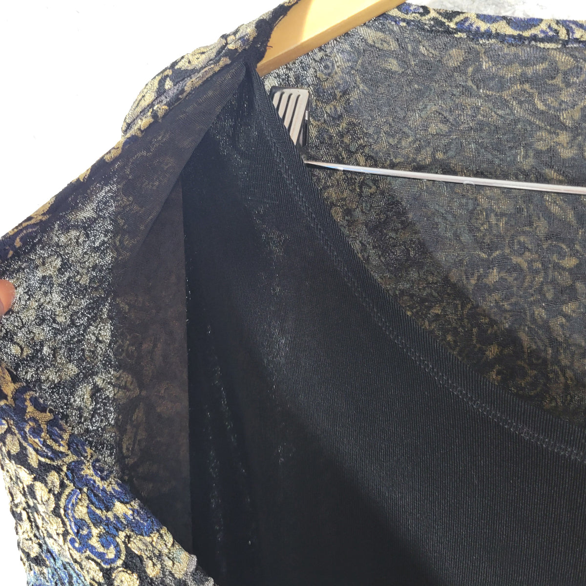 JM Collection Women 3X Plus Top Twofer Black Blue Gold Floral Metallic Knit FLO320E