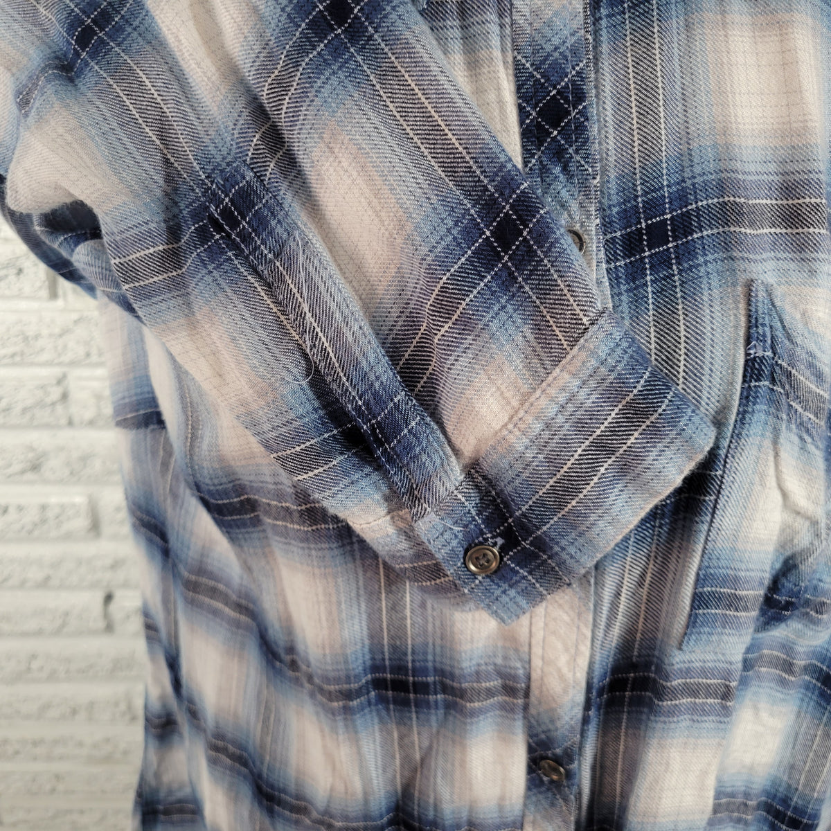 Forever 21 Women 2X Plus Blouse Blue White Plaid Roll Tab Long Sleeve Button PLA16XE