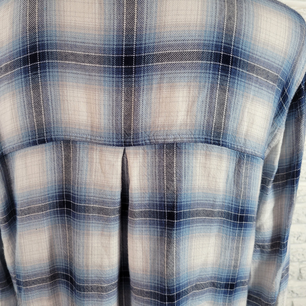 Forever 21 Women 2X Plus Blouse Blue White Plaid Roll Tab Long Sleeve Button PLA16XE